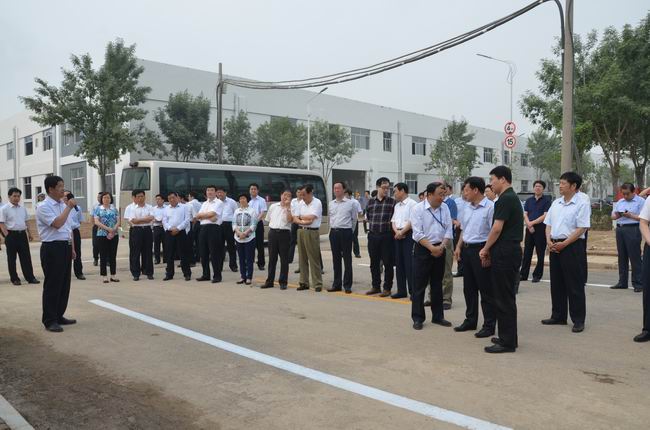 市、區觀摩團到華紡科技產業園實地考察